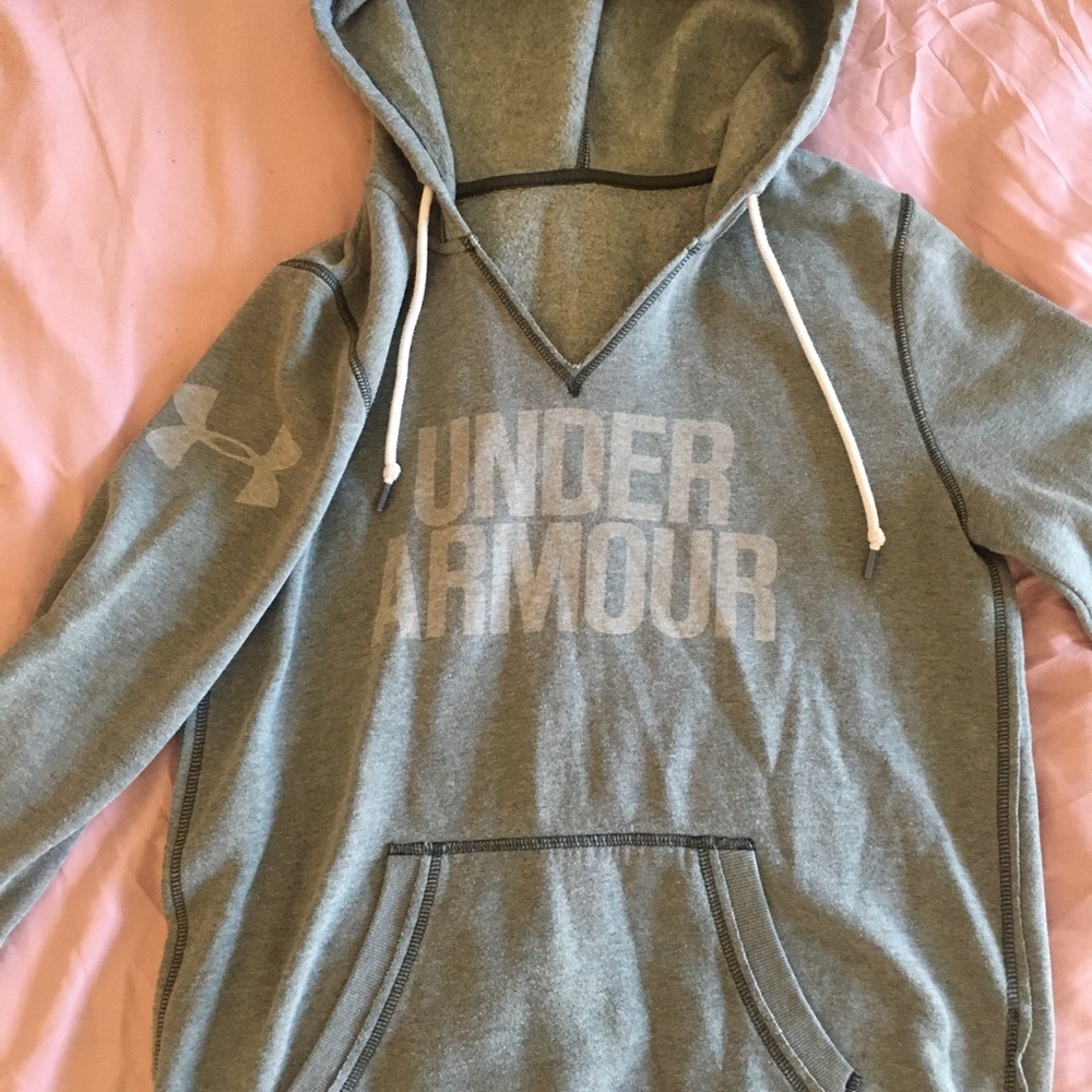 Womens Under Armor hoodie